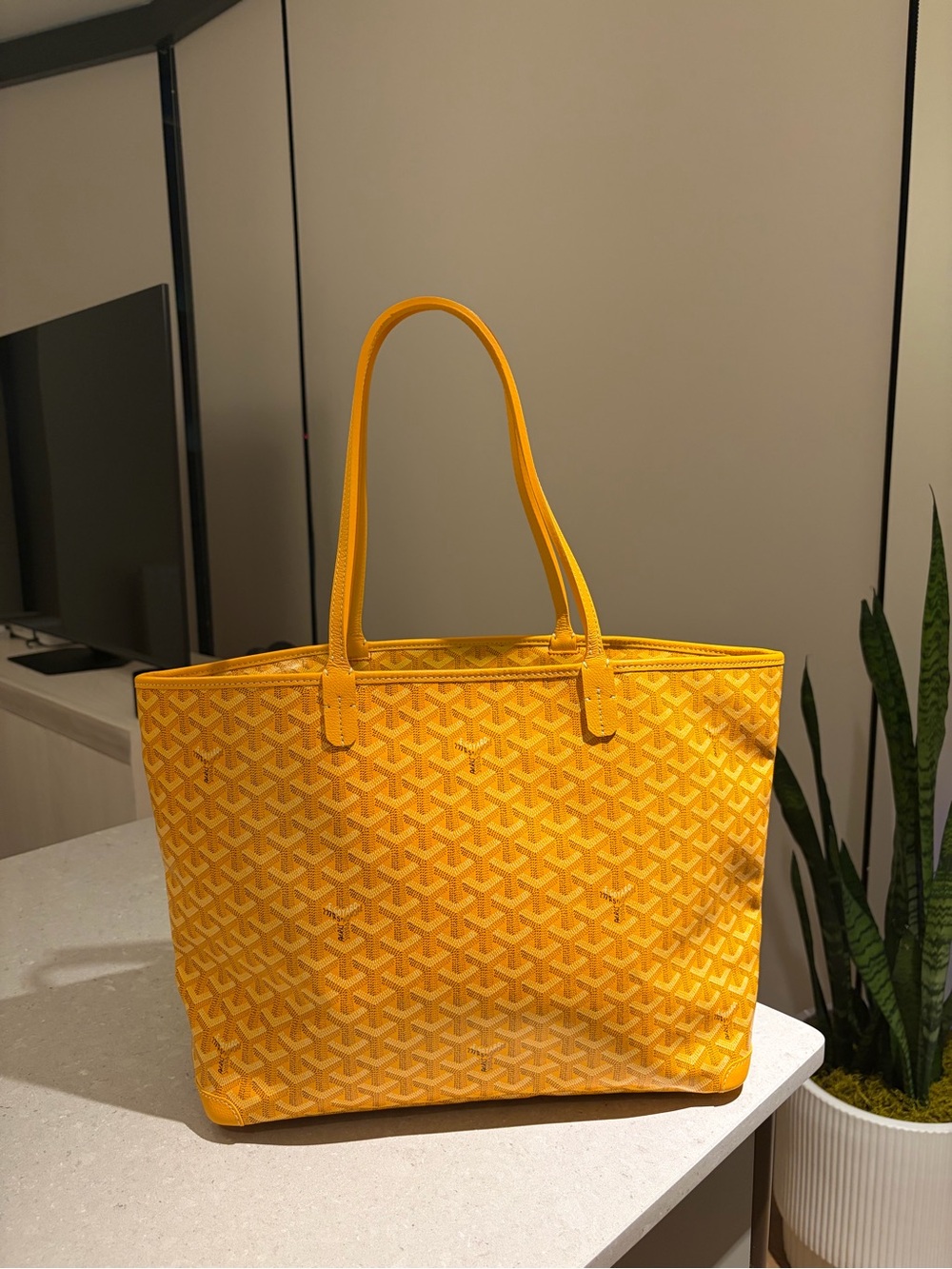 Goyard Artois MM Tote in Vivid Yellow/ orange Pattern Goyardine Canvas Zip Tote